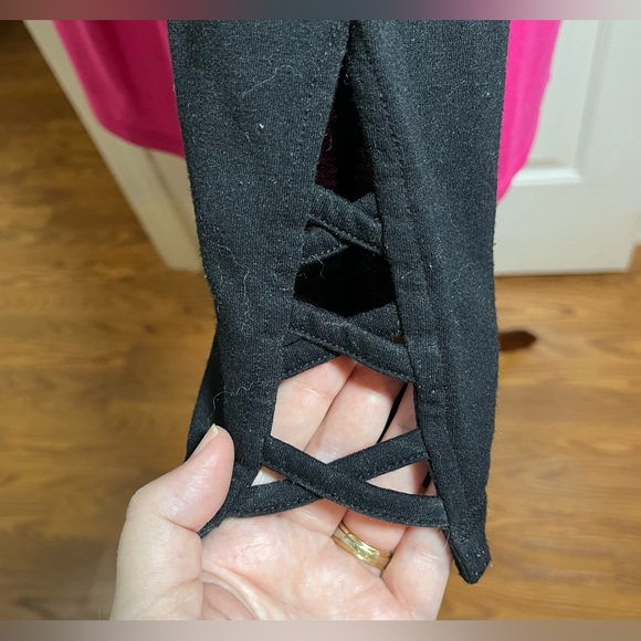 Livi Active Vibrant Pink and Black Women’s Hoodie - Picture 3 of 7